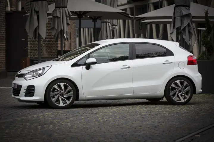 Nội Thất Kia Rio Hatchback