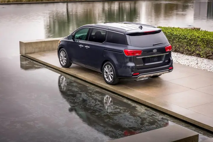 Kia Sedona 2019: Thay Đổi Để Thách Thức Toyota Sienna