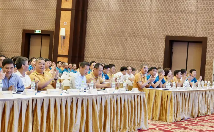 Nội Thất Màu Sắc Của Vietnam Airlibnes