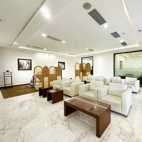 "Lên hình" vách mây tại Showroom Lexus Thăng Long - Hà Nội