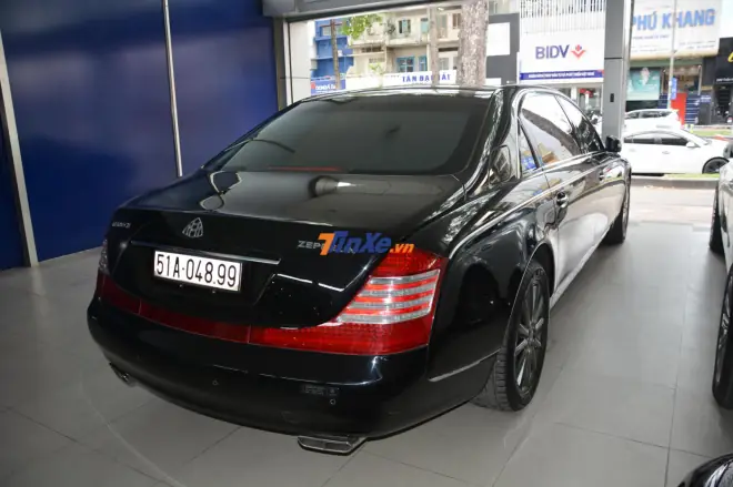 Tnv - 1 Trong 100 Chiếc Xe Siêu Sang Maybach Zeppelin Được Sản Xuất Trên Toàn Thế Giới Đang Được Một Công Ty Nhập Khẩu Xe Sang Ở Sài Thành Rao Bán Với Mức Giá 30 Tỷ Đồng.