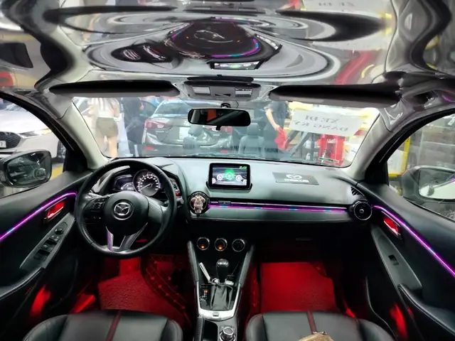 Nội Thất Mazda 2 Hatchback 2018