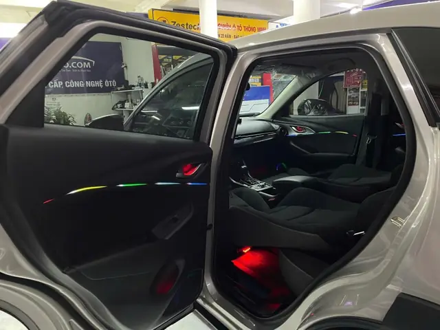 Nội Thất Mazda 2s 2014