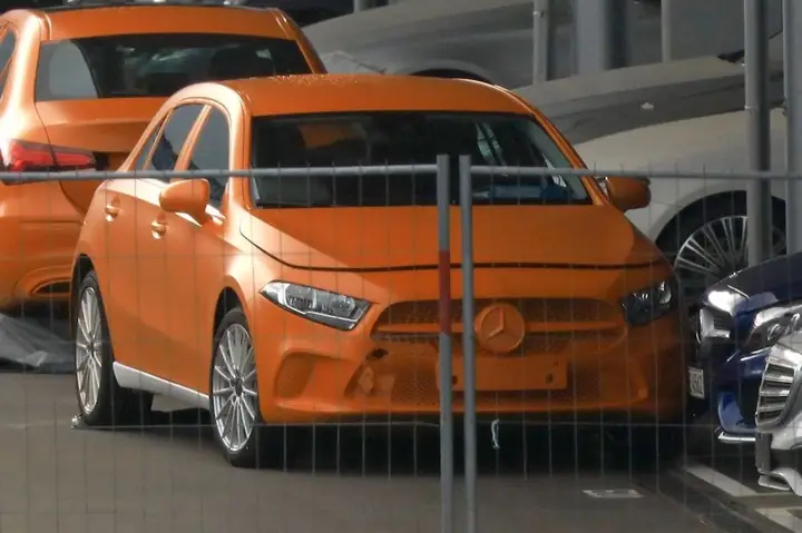 Bất Ngờ Với Nội Thất “sang Chảnh” Của Mercedes A-class 2018 Bất Ngờ Với Nội Thất “sang Chảnh” Của Mercedes A-class 2018