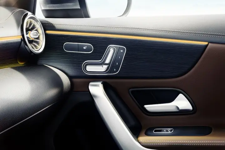 Bất Ngờ Với Nội Thất “sang Chảnh” Của Mercedes A-class 2018 Bất Ngờ Với Nội Thất “sang Chảnh” Của Mercedes A-class 2018