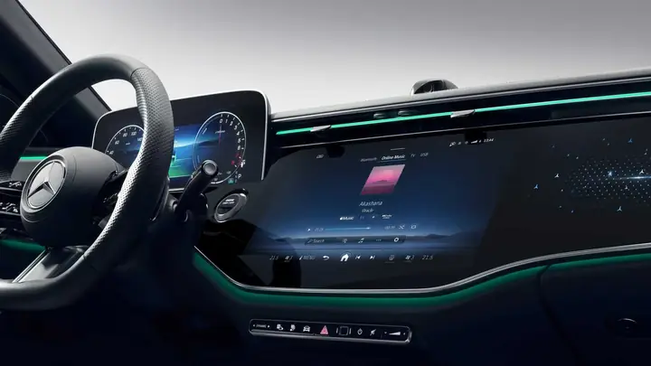 Một Số Hình Ảnh Khác Của Nội Thất Mercedes-benz E-class Đời Mới Đã Được Công Bố: Một Số Hình Ảnh Khác Của Nội Thất Mercedes-benz E-class Đời Mới Đã Được Công Bố: