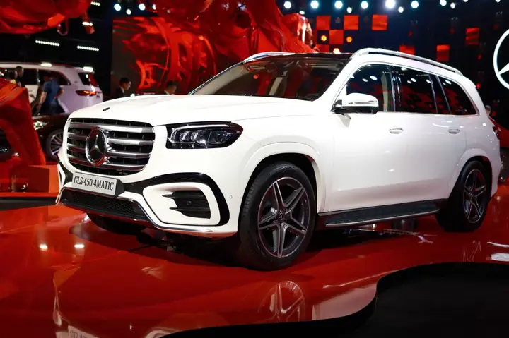 NGOẠI THẤT MERCEDES-BENZ GLS 450 FACELIFT 2025 NGOẠI THẤT MERCEDES-BENZ GLS 450 FACELIFT 2025