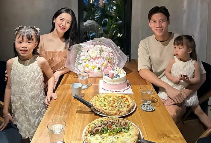 Que Ngoc Hai Anh 2