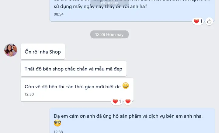 Liên Hệ Với Chúng Tôi: Liên Hệ Với Chúng Tôi: