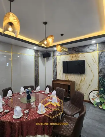 Đội ngũ thiết kế & thi công chuyên nghiệp Đội ngũ thiết kế & thi công chuyên nghiệp