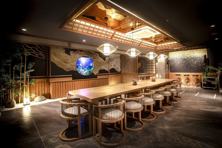 Không gian phòng VIP 1 nhà hàng Nhật Bản - Sushi World