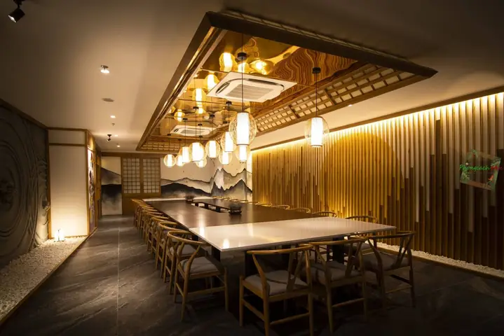 Không gian nội thất phòng VIP 2 nhà hàng Nhật Bản - Sushi World