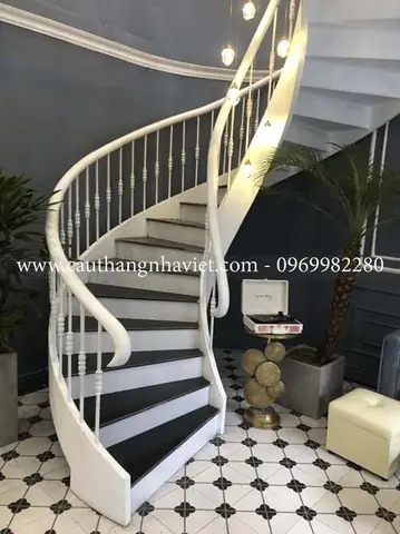 Cầu thang xoắn ốc dành cho biệt thự sang trọng, hiện đại