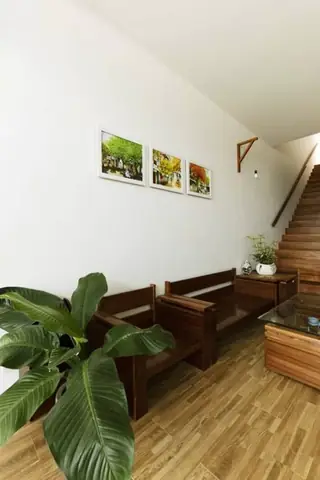 Nội thất tầng 1 mẫu nhà ống đẹp 3 tầng Nội thất tầng 1 mẫu nhà ống đẹp 3 tầng