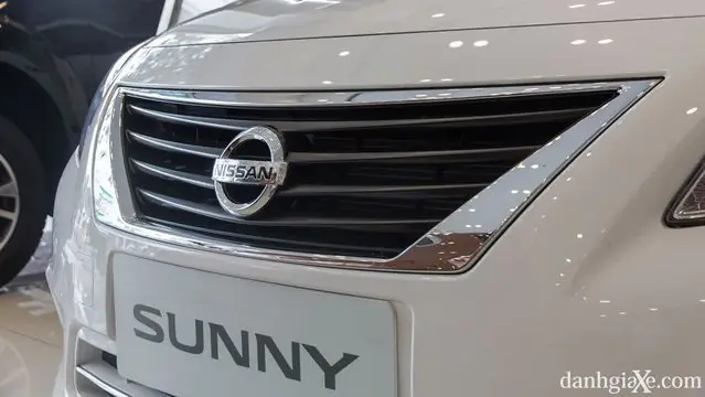 nội thất nissan sunny 2018 nội thất nissan sunny 2018