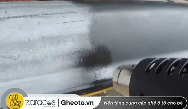 2. Làm mới nhựa bằng súng khò nhiệt 2. Làm mới nhựa bằng súng khò nhiệt