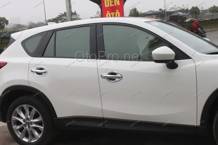 Ốp hõm tay nắm cửa mạ crom cho xe Mazda CX5