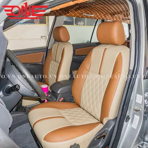 Hình ảnh thực tế nội thất xeToyota Innovasau khi bọc ghế da tại ONEAUTO