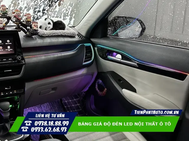Độ đèn LED nội thất ô tô biến không gian thêm nổi bật hơn
