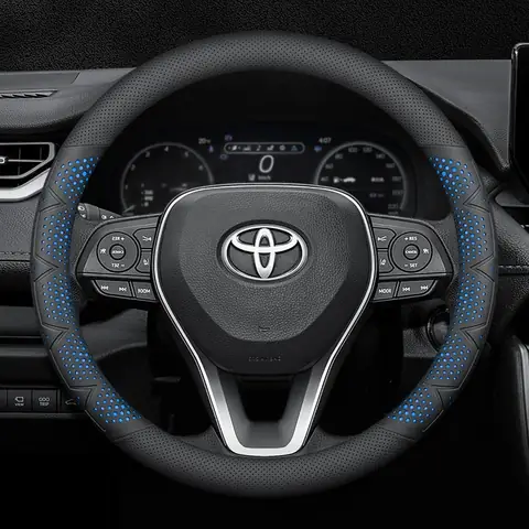 Bọc vô lăng xe Toyota Hilux da Nappa sang trọng