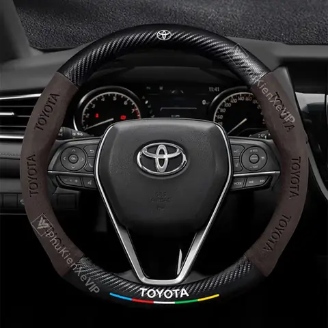 Bọc vô lăng xe Toyota Hilux da lộn kết hợp sợi carbon