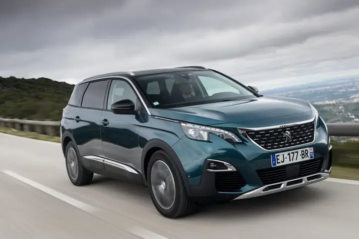 Giá xe Peugeot 5008 mới nhất tại Việt Nam 1