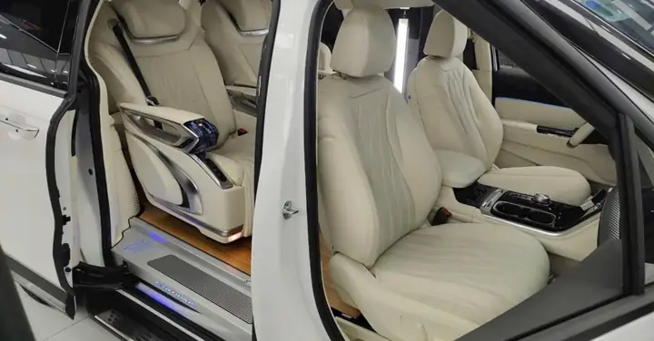1.1. Độ Ghế Limousine Kia Carnival 1.1. Độ Ghế Limousine Kia Carnival