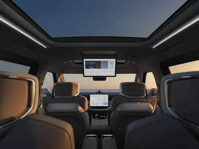 Volvo Em90 Ra Mắt: Nội Thất Biến Được Thành Phòng Chiếu Phim, Phòng Ngủ, Chạy 740 Km/sạc, Cạnh Tranh Lexus Lm- Ảnh 5.