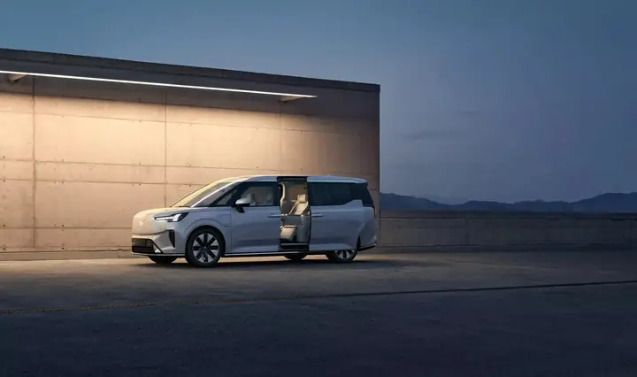 Volvo Em90 Ra Mắt: Nội Thất Biến Được Thành Phòng Chiếu Phim, Phòng Ngủ, Chạy 740 Km/sạc, Cạnh Tranh Lexus Lm- Ảnh 6.