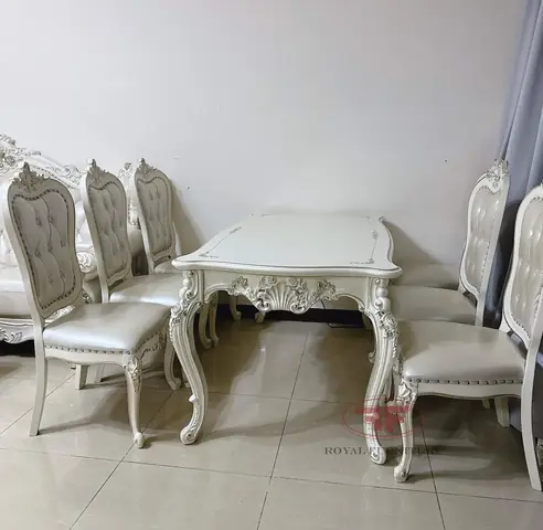 Lắp đặt nội thất nhà chị Dương - Royal city gồm: Lắp đặt nội thất nhà chị Dương - Royal city gồm: