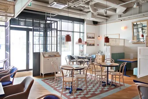 Thiết kế nội thất quán cafe đẹp 088
