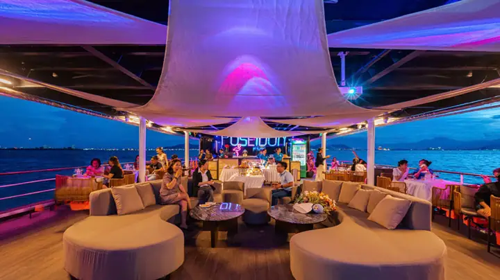 Du Ngoạn Và Ăn Tối Trên Du Thuyền Sông Hàn Poseidon Cruise