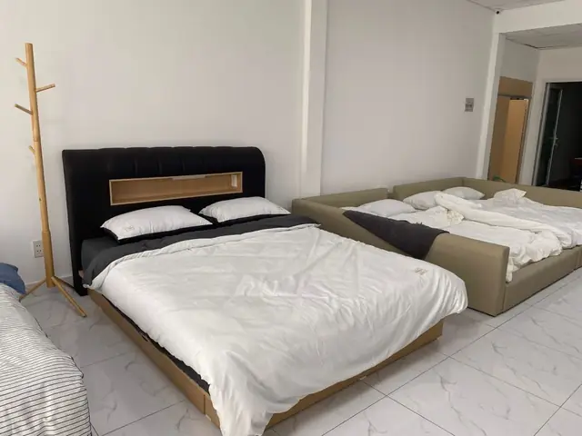 1.db003 - Giường Led Da Pu Size Queen Có Ngă...