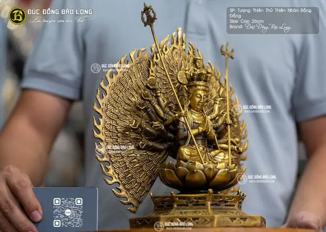 Tượng Phật Thiên Thủ Thiên Nhãn Bằng Đồng Vàng Cao 26cm Có Bền Không?