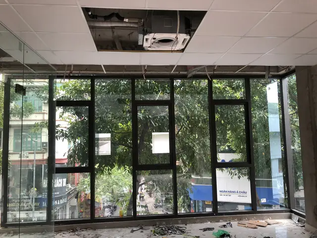 Một số Hình ảnh lắp đặt vách kính mặt dựng nhôm XINGFA tại Lò Đúc_Hai Bà Trưng_Thành phố Hà Nội