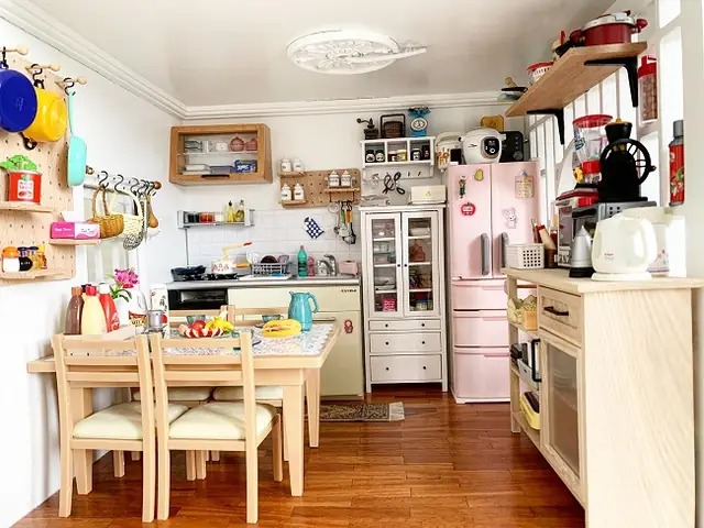 “25 nồi bánh chưng tôi mới có được căn nhà nho nhỏ cho riêng mình và phải mất hơn 8 tháng tôi mới sắm sửa được gần như đầy đủ nội thất trong nhà”.