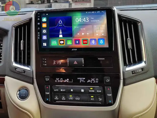 Lắp màn hình Android cho Toyota Land Cruiser ở đâu uy tín