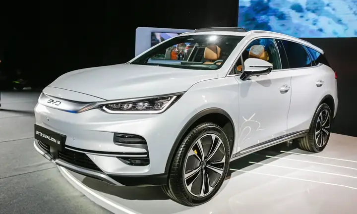 Đánh Giá Ngoại Thất Byd Sealion 8