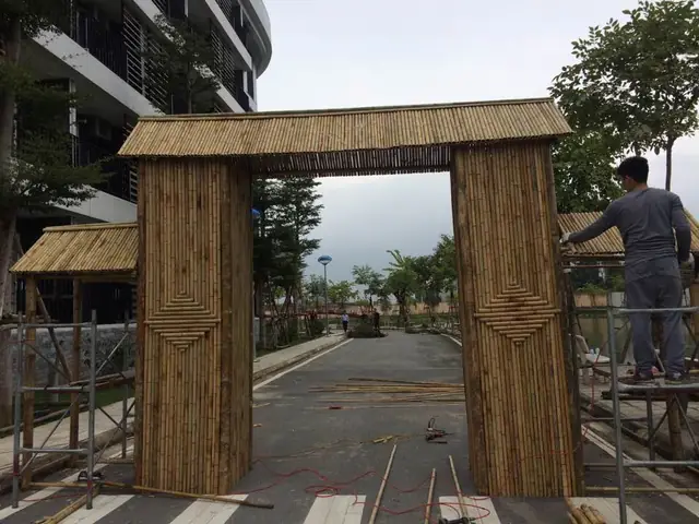 cổng trại tre trúc