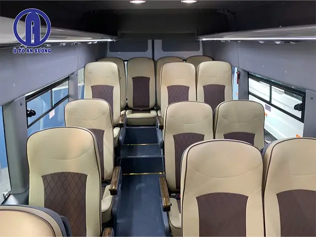 Nội thất Minibus A65R52 E5 19 chỗ hiện đại bậc nhất phân khúc