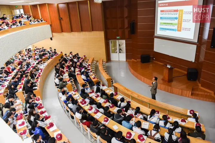 Nội thất cho trường cao đẳng, đại học Nội thất cho trường cao đẳng, đại học