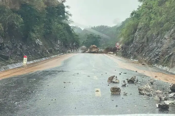 Đã Có Người Tử Vong Do Mưa Lũ, Sạt Lở Đất Ở Bắc Kạn