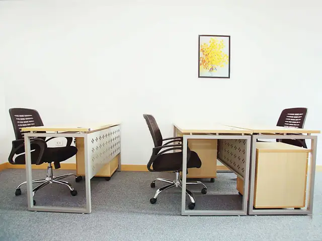 Thiết kế các mẫu bàn ghế làm việc cho văn phòng nhỏ
