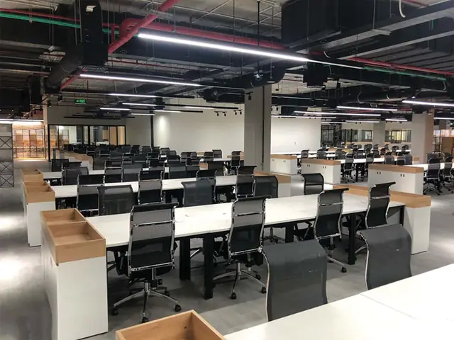 Hình Ảnh Thi Công Nội Thất Văn Phòng Thực Tế