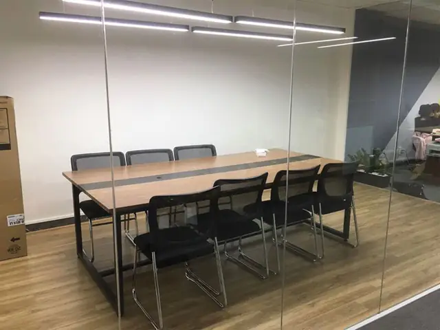 Hình Ảnh Thi Công Nội Thất Văn Phòng Thực Tế