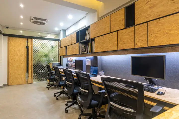Văn Phòng Ingenious Design Studio – Karachi (65m2)