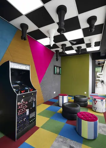 Nội Thất Văn Phòng Google Malaysia Đầy Màu Xanh