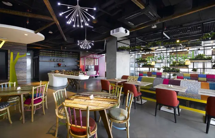 Nội Thất Văn Phòng Google Malaysia Đầy Màu Xanh