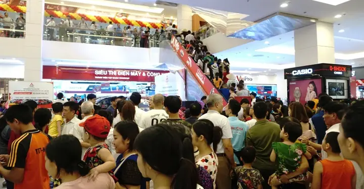 Khai trương Vincom Plaza Thái Nguyên: Thu hút đông đảo người dân đến thăm quan, mua sắm Khai trương Vincom Plaza Thái Nguyên: Thu hút đông đảo người dân đến thăm quan, mua sắm