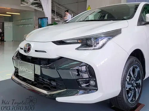 Trong suốt 20 năm qua, doanh số của mẫu xe Toyota Vios không ngừng tăng trưởng, liên tục giữ vị trí “top 1” trong phân khúc Sedan hạng B. Trong năm 2022 đã có 23.529 chiếc xe được bán ra trên thị trường và mẫu xe nhà Toyota cũng là xe bán chạy nhất năm. Trong suốt 20 năm qua, doanh số của mẫu xe Toyota Vios không ngừng tăng trưởng, liên tục giữ vị trí “top 1” trong phân khúc Sedan hạng B. Trong năm 2022 đã có 23.529 chiếc xe được bán ra trên thị trường và mẫu xe nhà Toyota cũng là xe bán chạy nhất năm.